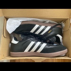 Never Worn! Black Suede Adidas Sambas Size 9.5